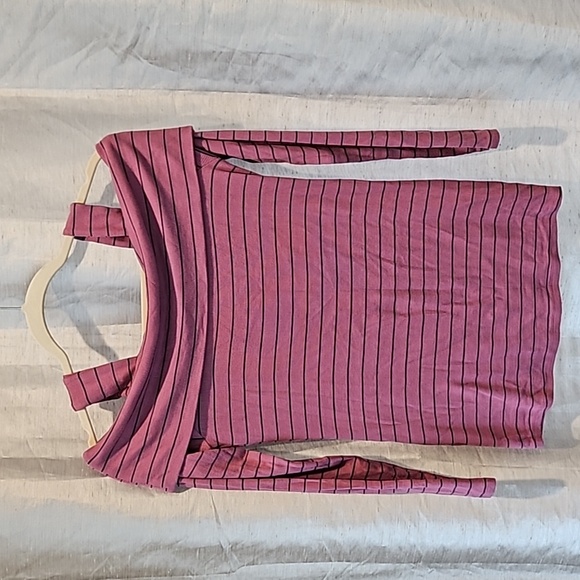 Motherhood Maternity Top - Picture 1 of 13